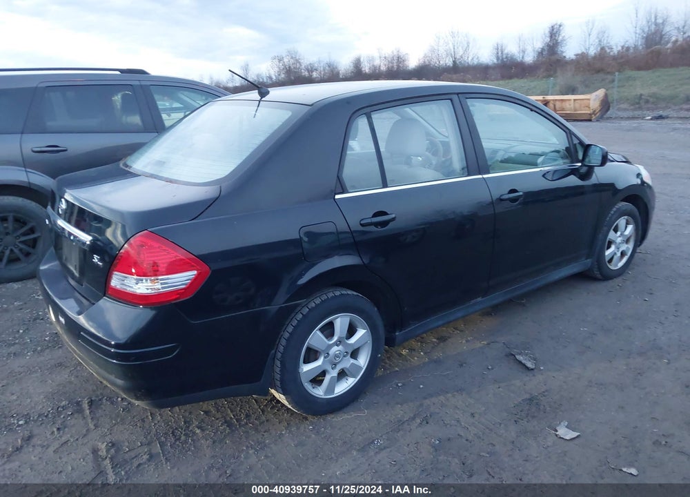 2007 NISSAN VERSA 1.8SL VIN: 3N1BC11E87L425174