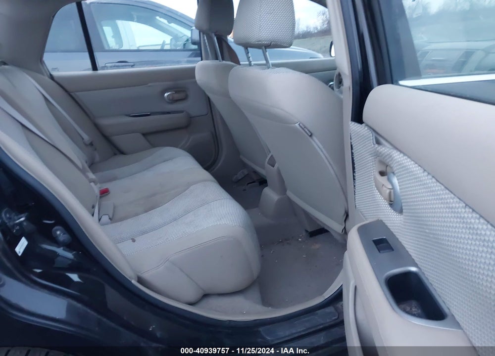2007 NISSAN VERSA 1.8SL VIN: 3N1BC11E87L425174