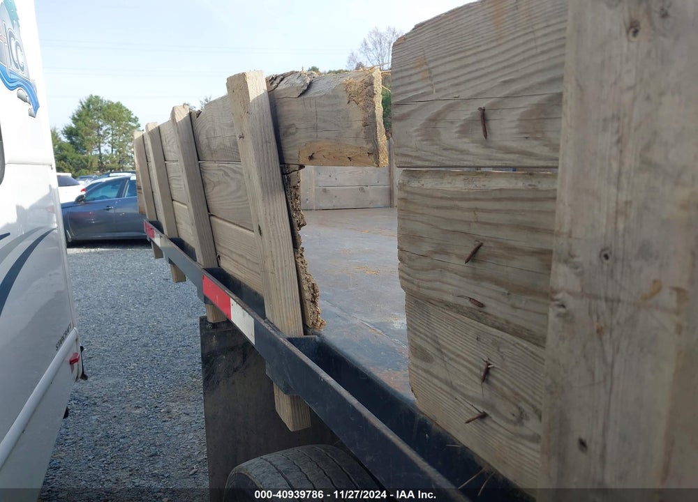 2022 FORD F-600 CHASSIS XL VIN: 1FDFF6LTXNDA25520