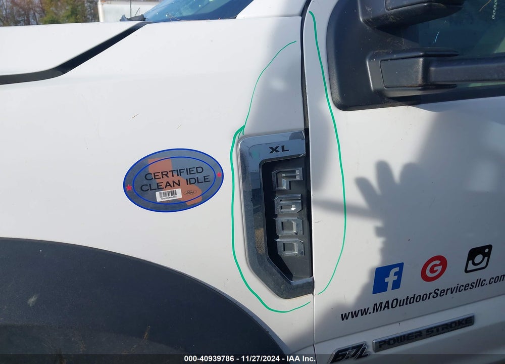 2022 FORD F-600 CHASSIS XL VIN: 1FDFF6LTXNDA25520