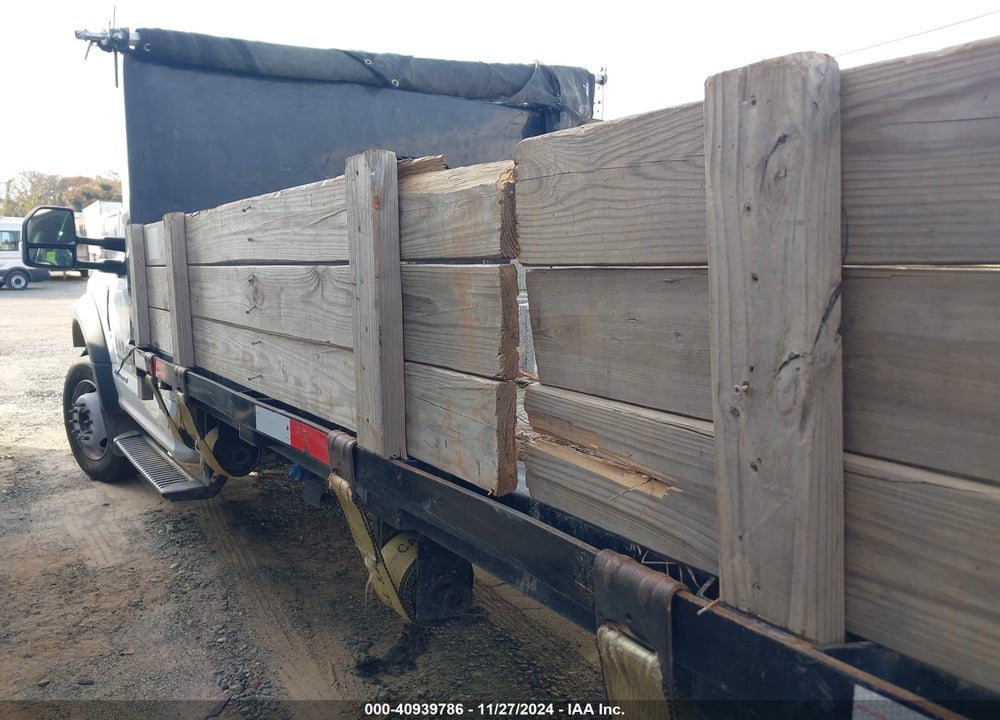 2022 FORD F-600 CHASSIS XL VIN: 1FDFF6LTXNDA25520