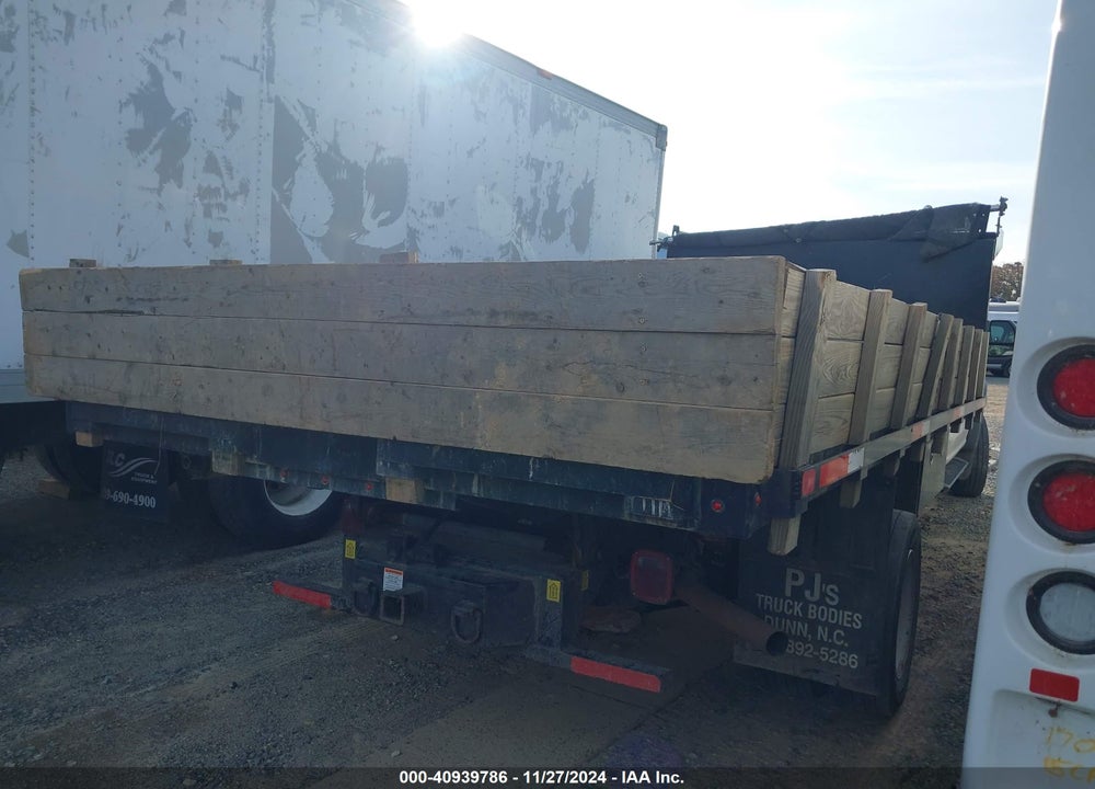 2022 FORD F-600 CHASSIS XL VIN: 1FDFF6LTXNDA25520