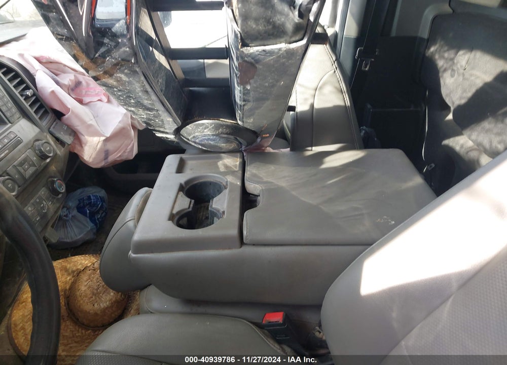 2022 FORD F-600 CHASSIS XL VIN: 1FDFF6LTXNDA25520