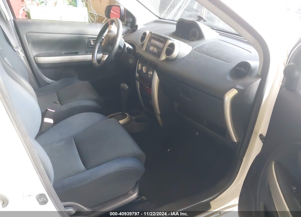 2006 TOYOTA SCION XA VIN: JTKKT624065000880