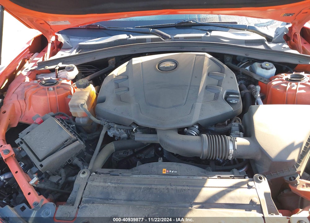 2018 CHEVROLET CAMARO 2LT VIN: 1G1FD1RS8J0158119