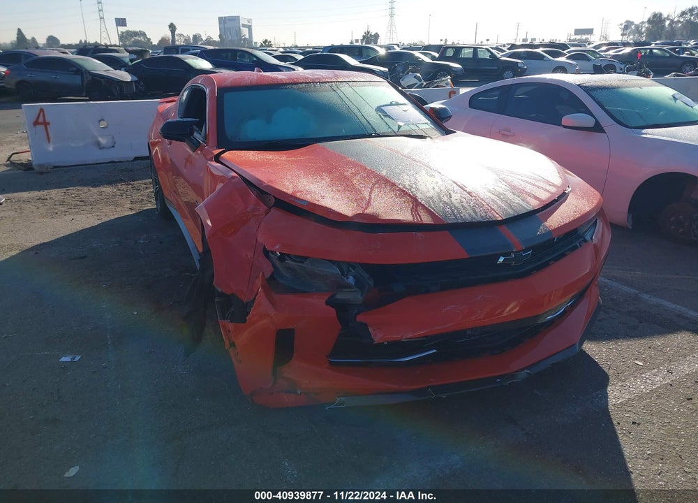 2018 CHEVROLET CAMARO 2LT VIN: 1G1FD1RS8J0158119