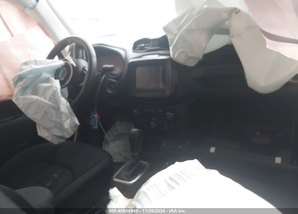 2018 JEEP RENEGADE LATITUDE FWD VIN: ZACCJABB9JPH10590