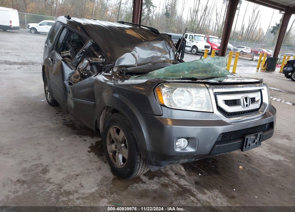 2011 HONDA PILOT EX VIN: 5FNYF4H47BB064783