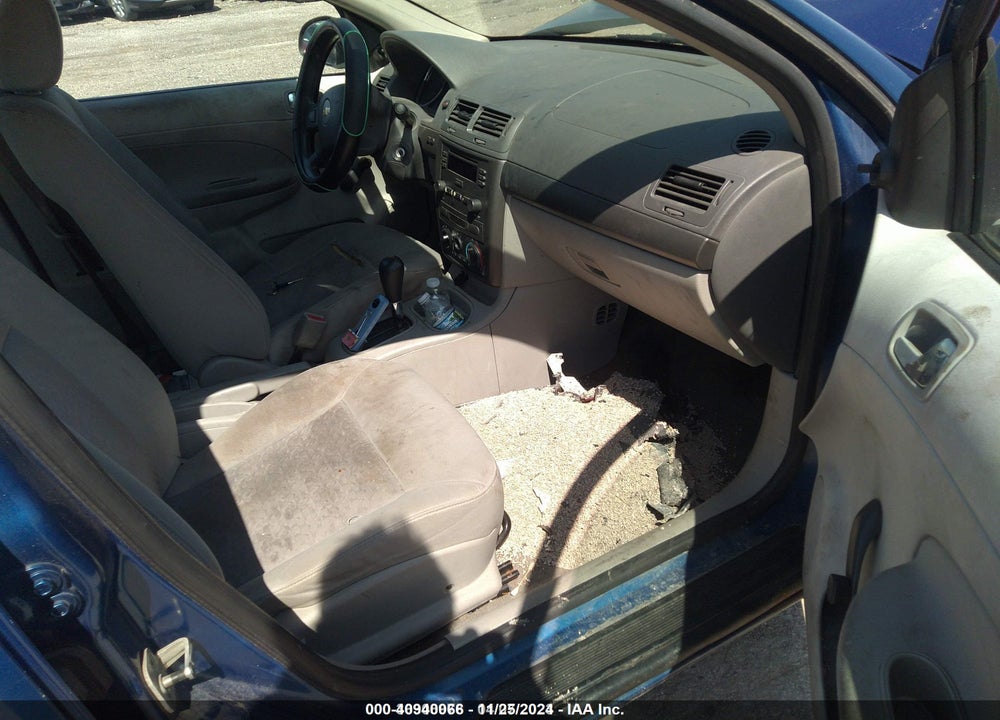 2005 CHEVROLET COBALT VIN: 1G1AK52F557523597
