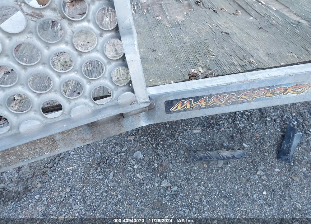 2009 UTILITY TRAILER MFG OTHER VIN: 2MXUA5A339D034587
