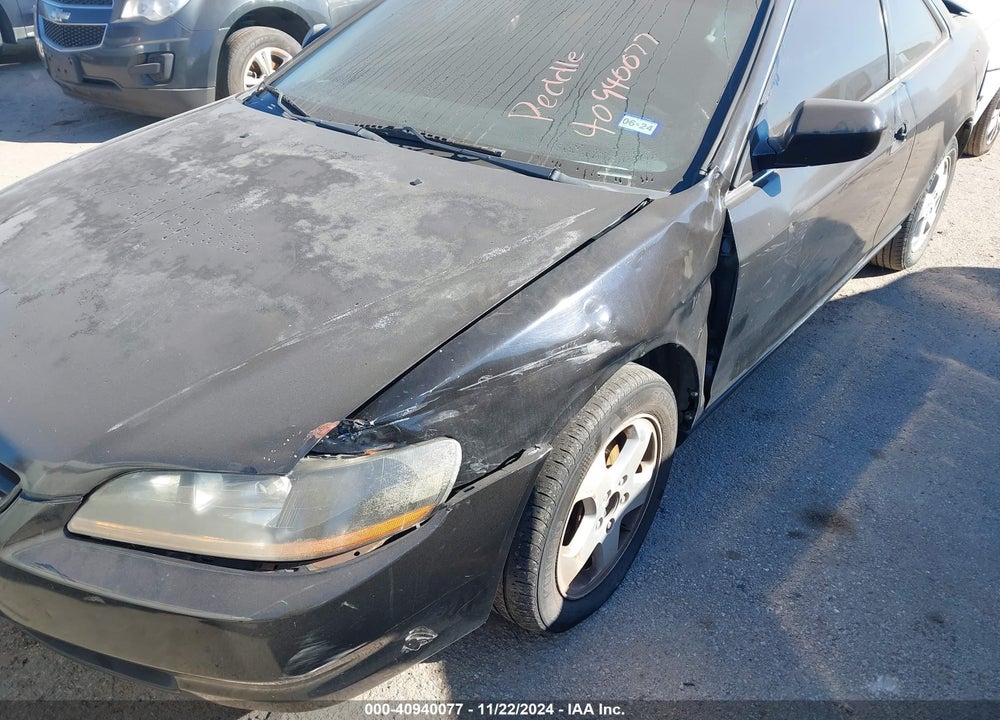 1999 HONDA ACCORD EX V6 VIN: 1HGCG2250XA000115