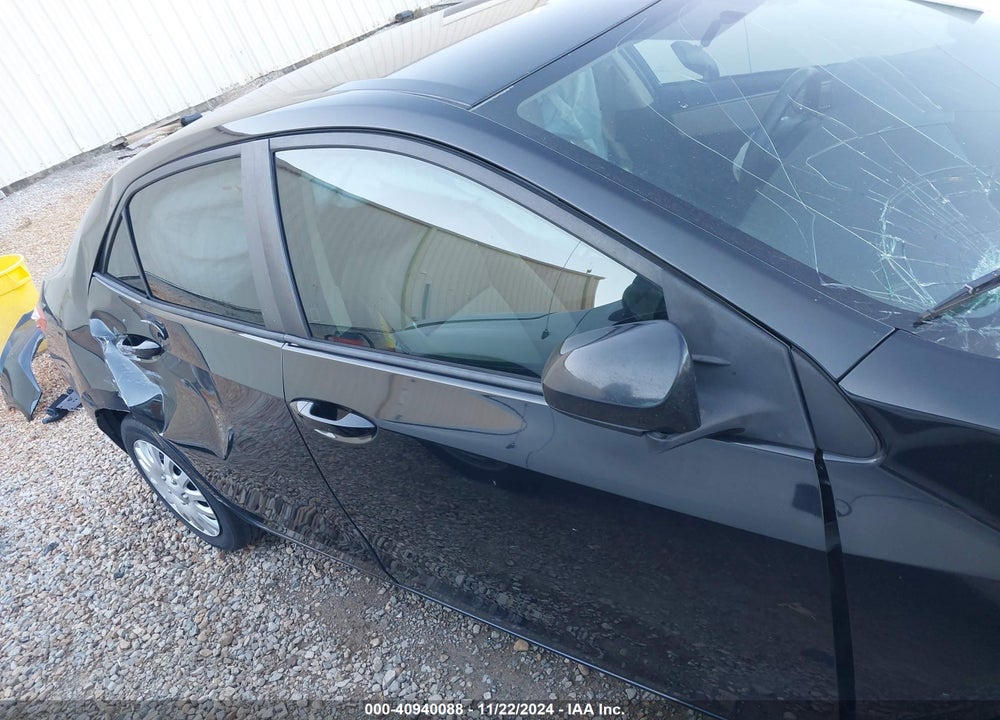2014 TOYOTA COROLLA LE VIN: 5YFBURHE7EP033818