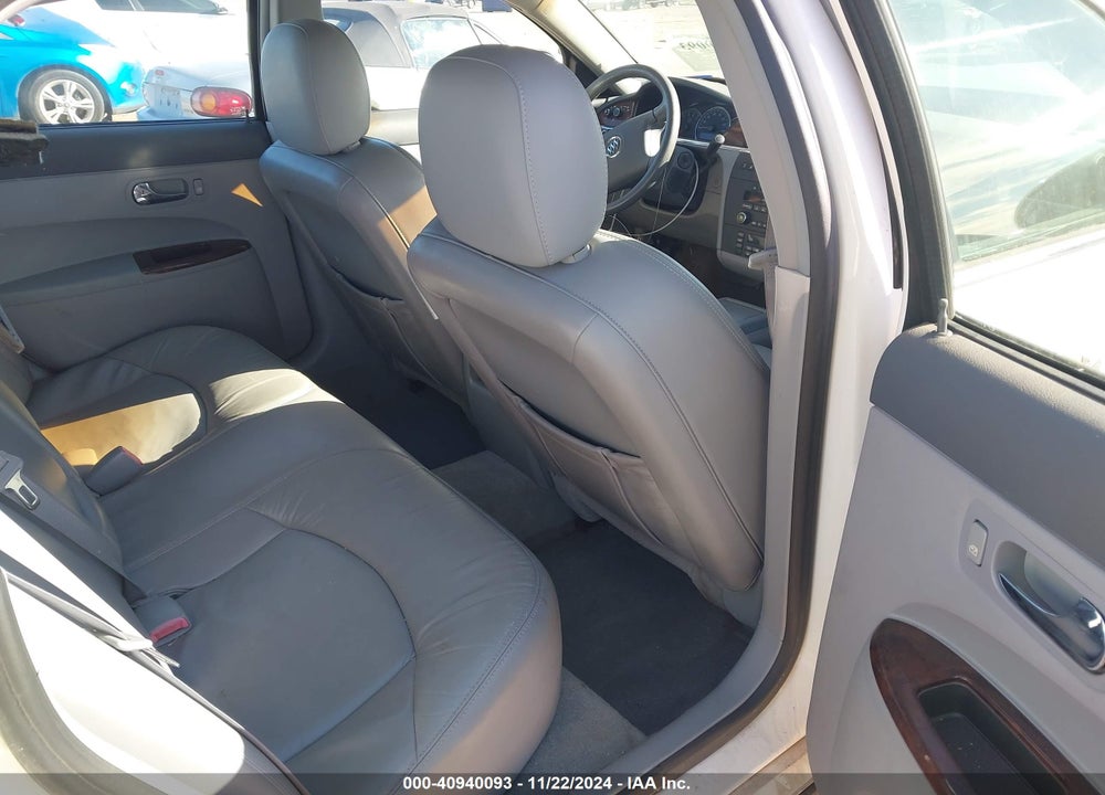 2007 BUICK LACROSSE CXL VIN: 2G4WD582471134392