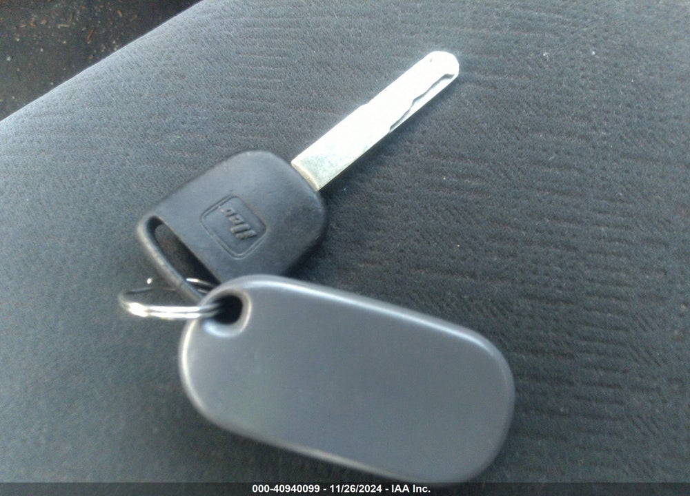 2004 HONDA CIVIC LX VIN: 1HGEM22514L084026