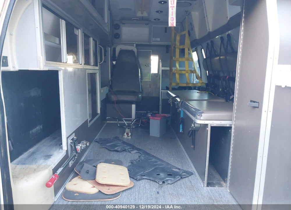 2012 FORD E-350 SUPER DUTY COMMERCIAL VIN: 1FDSS3ES7CDB25830