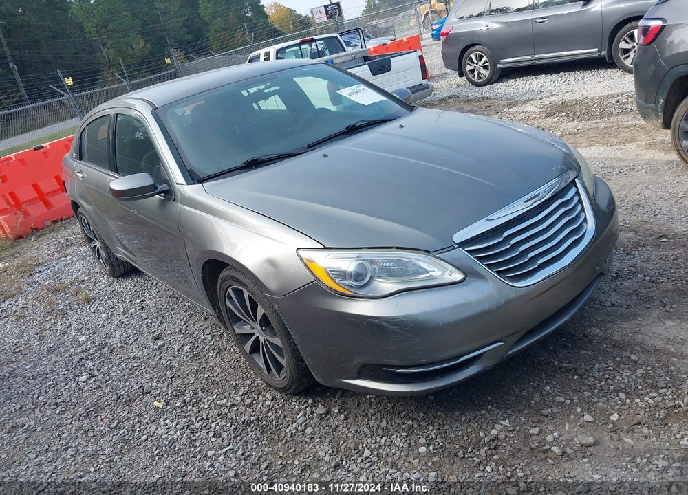 2013 CHRYSLER 200 LX VIN: 1C3CCBAB7DN640333