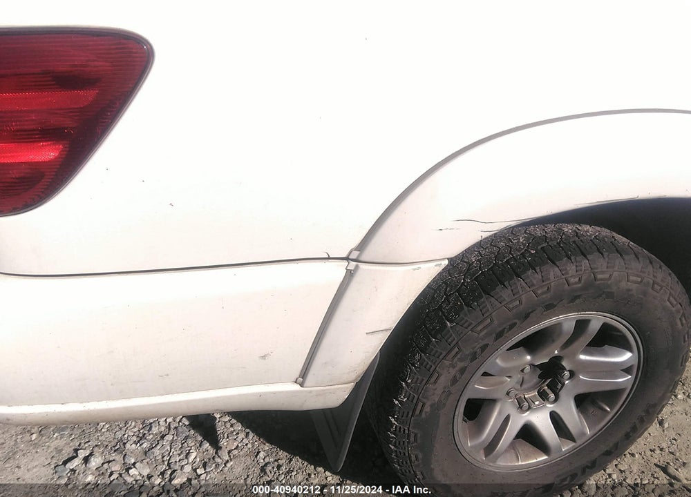 2003 TOYOTA SEQUOIA LIMITED V8 VIN: 5TDZT38AX3S143567