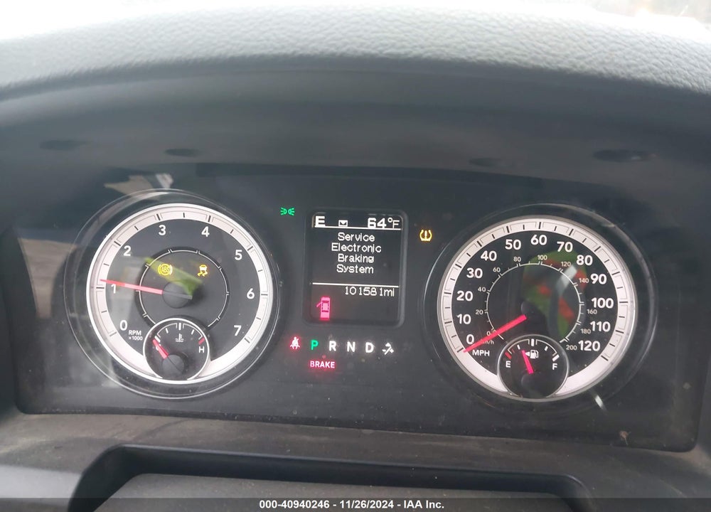 2018 RAM 2500 SLT 4X4 6'4 BOX VIN: 3C6TR5DT5JG402492