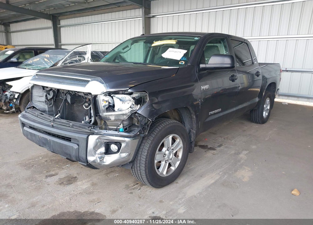 2018 TOYOTA TUNDRA SR5 5.7L V8 VIN: 5TFDW5F1XJX732688