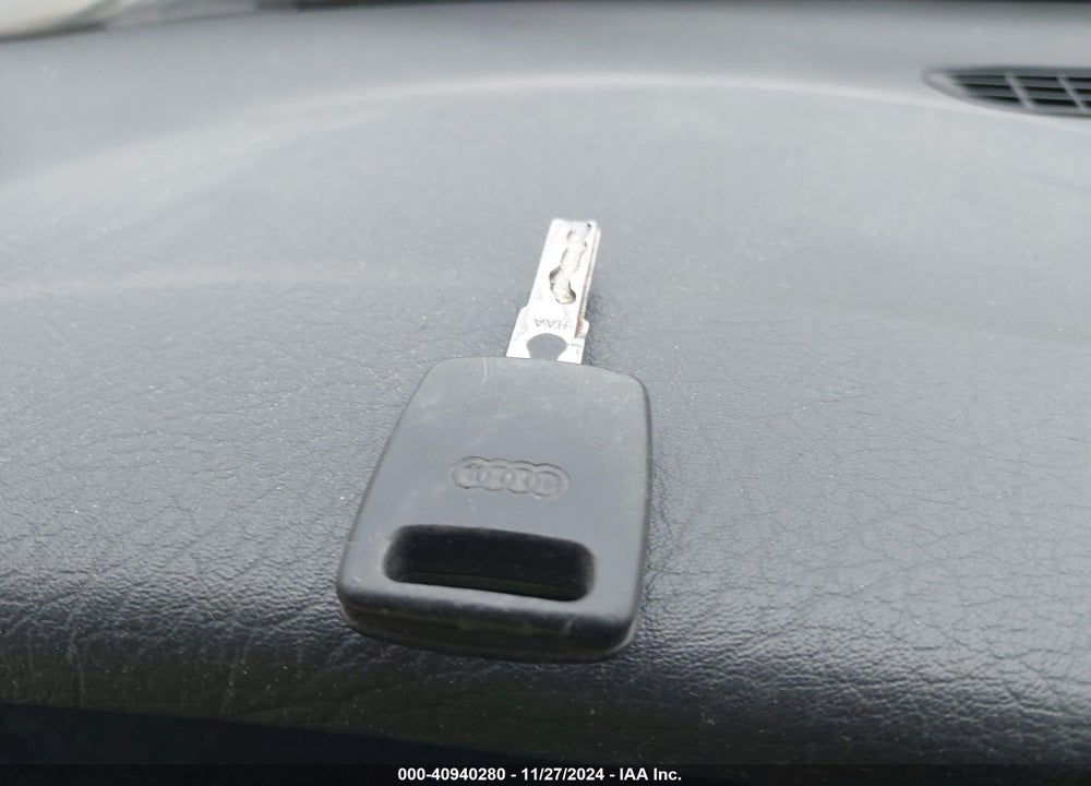 1996 AUDI A6 2.8 QUATTRO VIN: WAUGA84A6TN084231