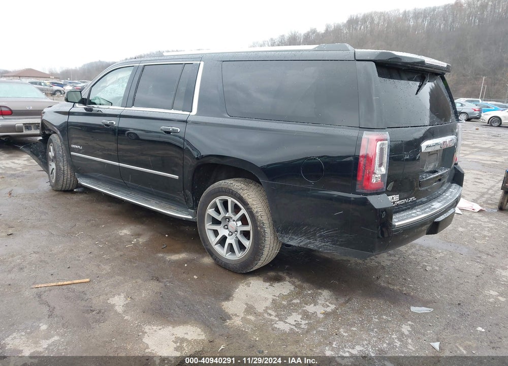2016 GMC YUKON XL DENALI VIN: 1GKS2HKJ6GR322658