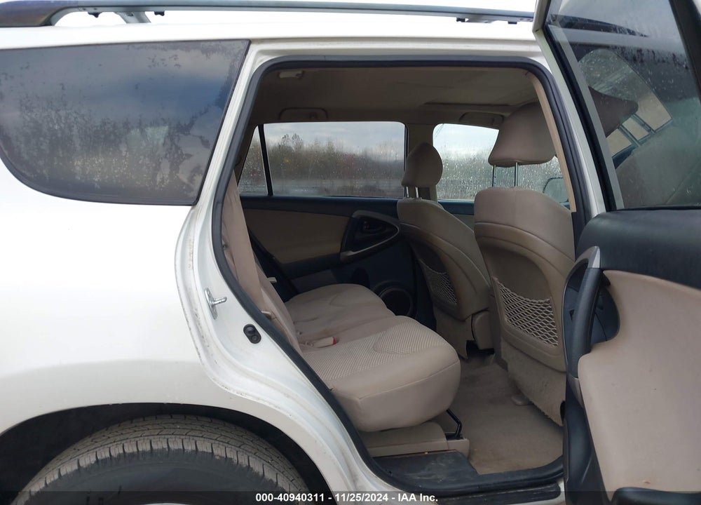 2007 TOYOTA RAV4 LIMITED VIN: JTMZD31V575040935