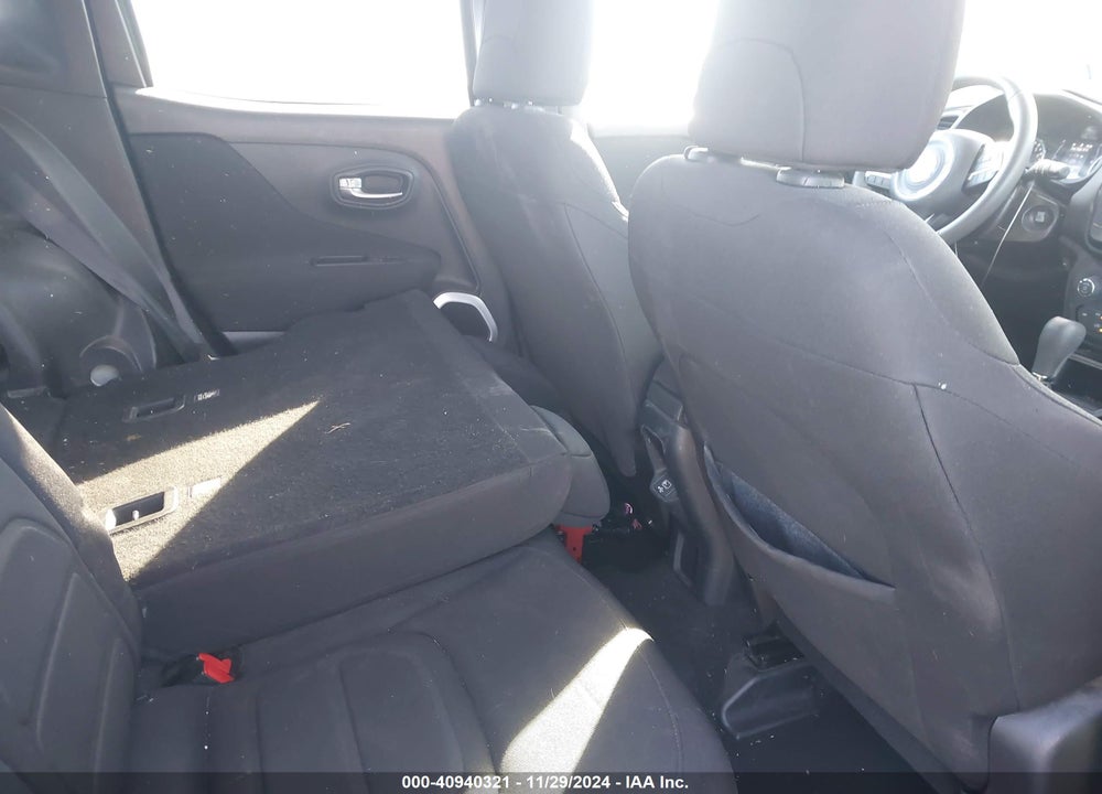 2018 JEEP RENEGADE LATITUDE FWD VIN: ZACCJABB6JPJ40805