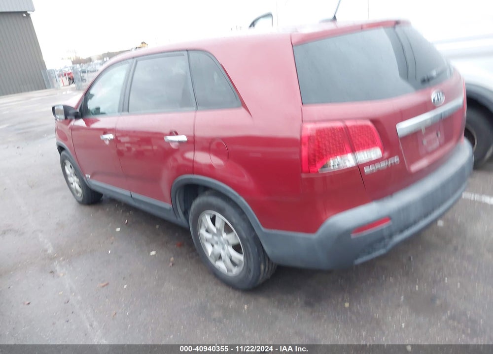 2011 KIA SORENTO LX VIN: 5XYKTCA14BG014330