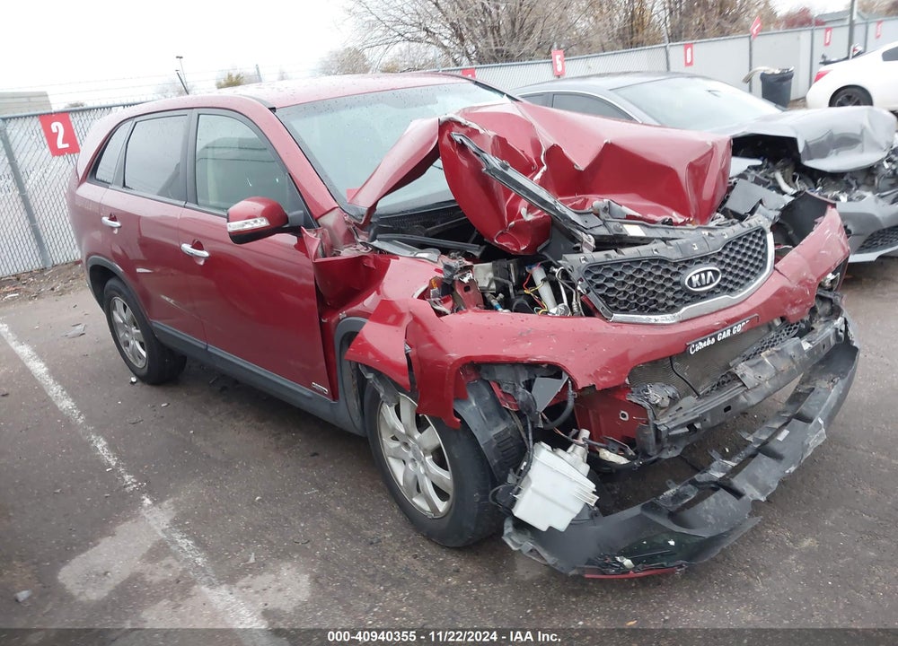 2011 KIA SORENTO LX VIN: 5XYKTCA14BG014330