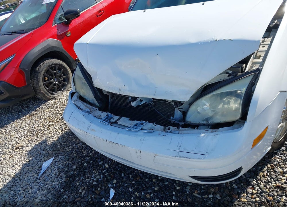 2006 FORD FOCUS ZX4 VIN: 1FAFP34N46W126242