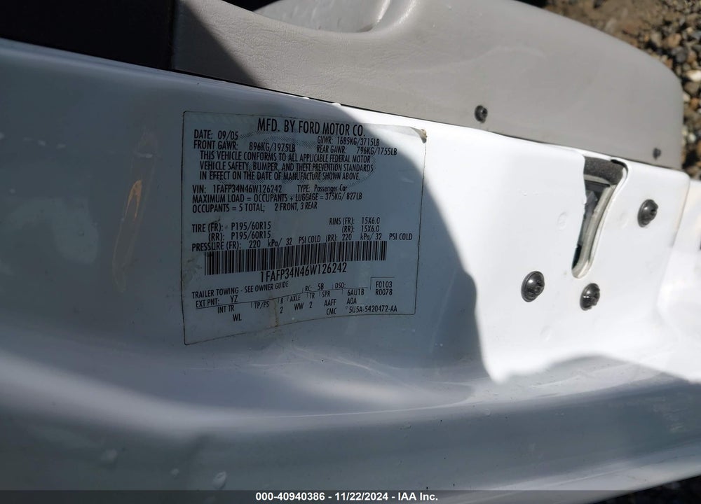 2006 FORD FOCUS ZX4 VIN: 1FAFP34N46W126242