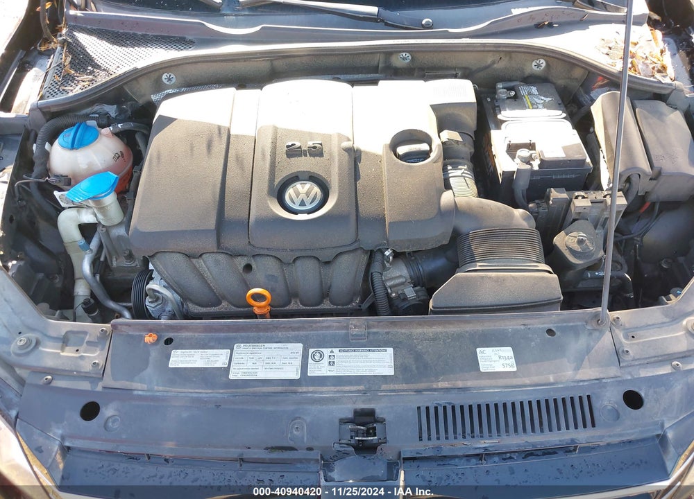 2012 VOLKSWAGEN PASSAT 2.5L SE VIN: 1VWBH7A30CC074005