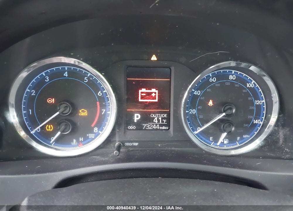 2018 TOYOTA COROLLA VIN: 5YFBURHE6JP823136