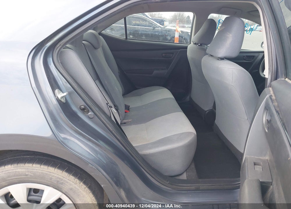 2018 TOYOTA COROLLA VIN: 5YFBURHE6JP823136