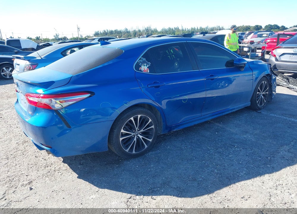 2019 TOYOTA CAMRY SE VIN: 4T1B11HK5KU162845