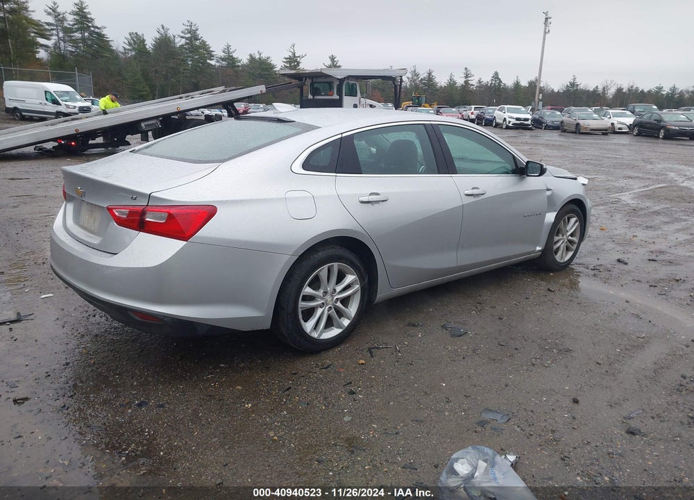 2018 CHEVROLET MALIBU LT VIN: 1G1ZD5ST7JF196834