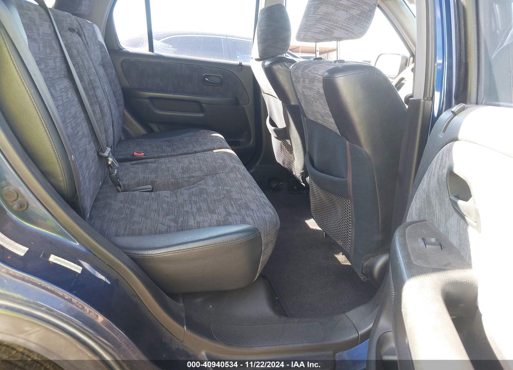 2003 HONDA CR-V LX VIN: JHLRD68483C003210