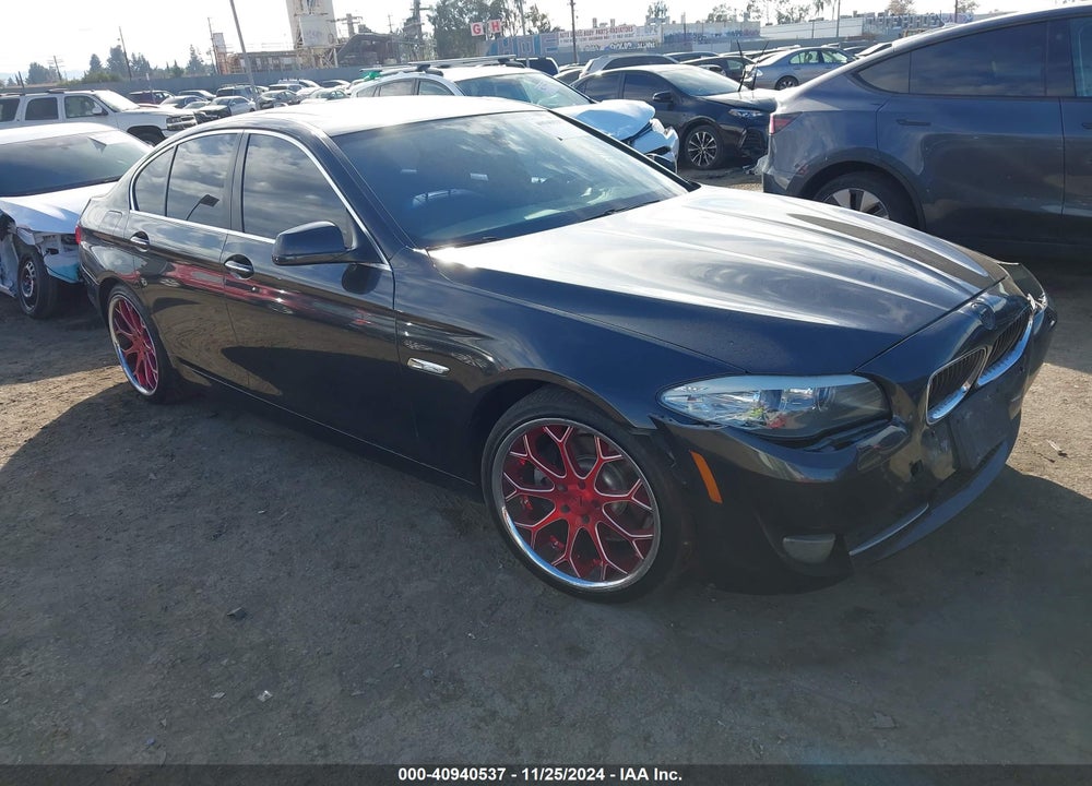 2011 BMW 528I VIN: WBAFR1C55BC750831