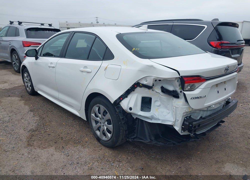 2022 TOYOTA COROLLA LE VIN: 5YFEPMAE4NP367967