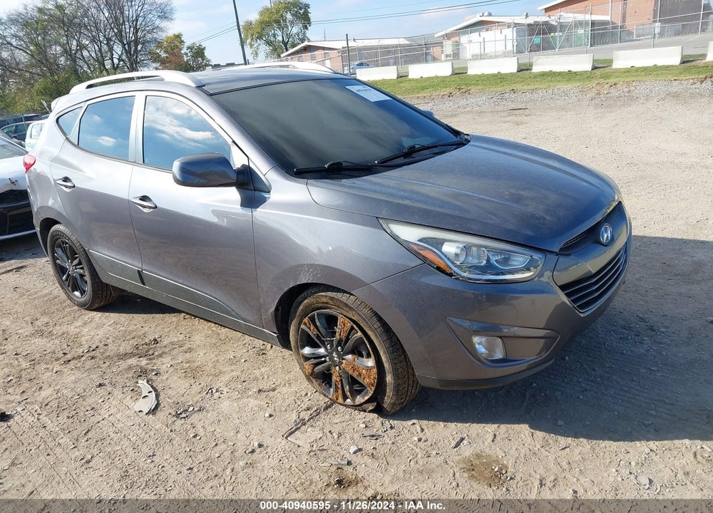 2015 HYUNDAI TUCSON SE VIN: KM8JU3AG1FU011625