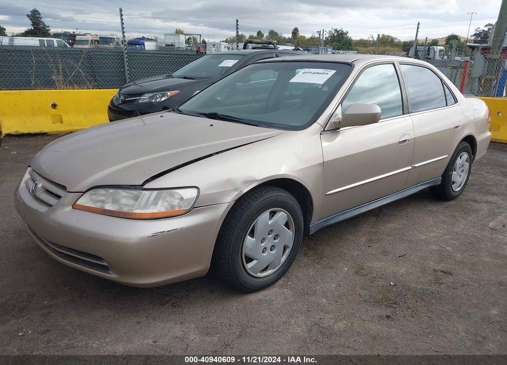 2001 HONDA ACCORD 3.0 LX VIN: 1HGCG164X1A027244