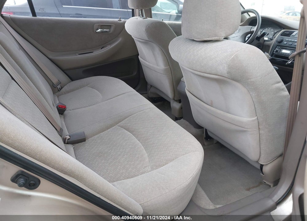 2001 HONDA ACCORD 3.0 LX VIN: 1HGCG164X1A027244