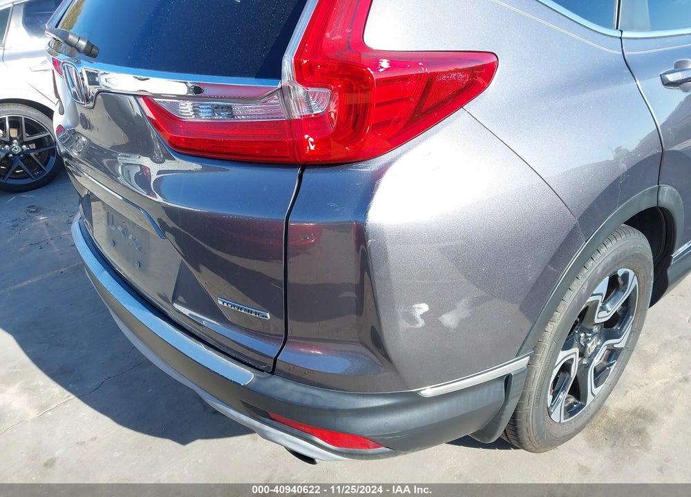 2018 HONDA CR-V TOURING VIN: 7FARW1H90JE003857