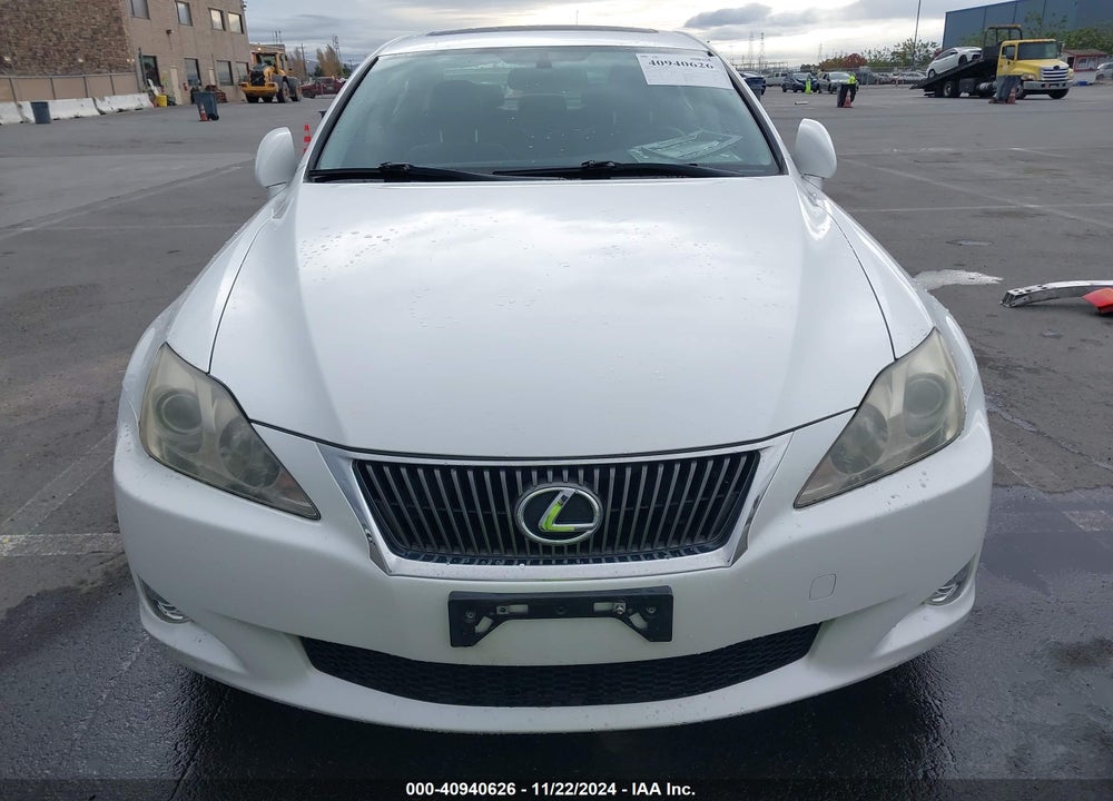 2009 LEXUS IS 250 VIN: JTHBK262892094233