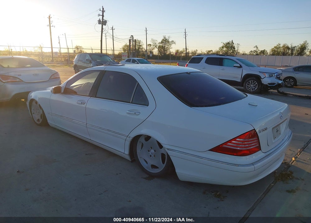 2005 MERCEDES-BENZ S 500 VIN: WDBNG75J95A437149