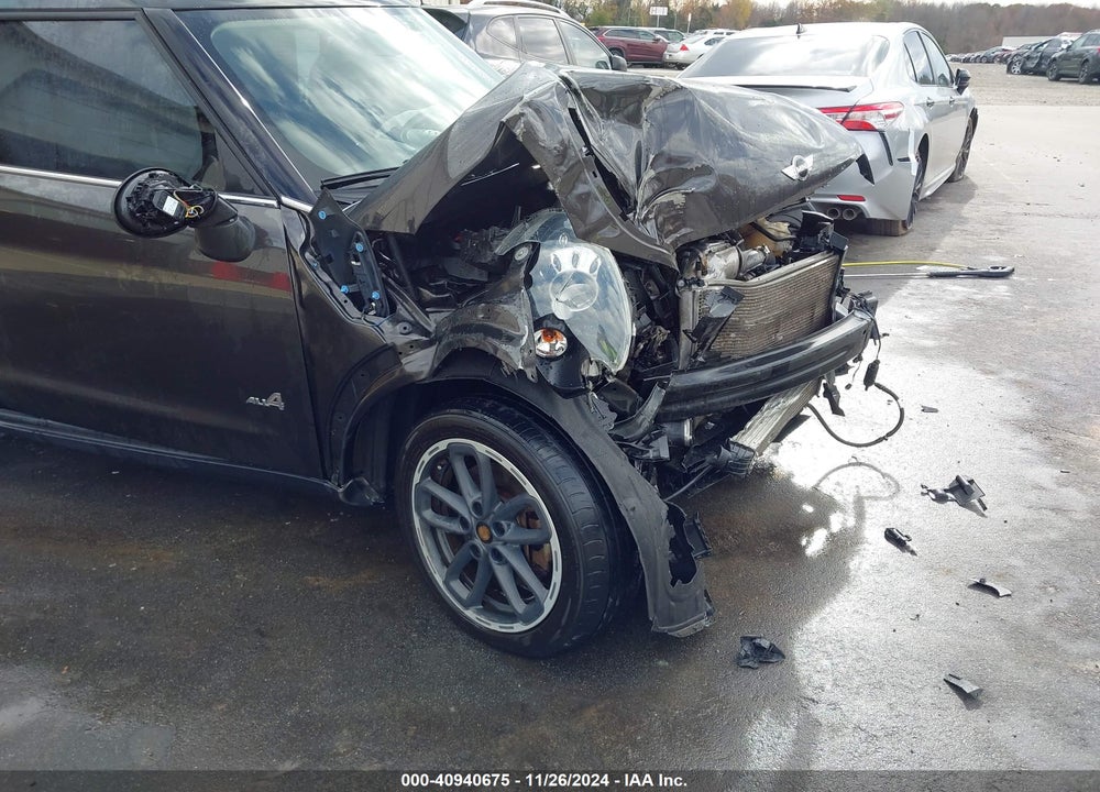 2015 MINI PACEMAN COOPER S VIN: WMWSS7C57FWN70700