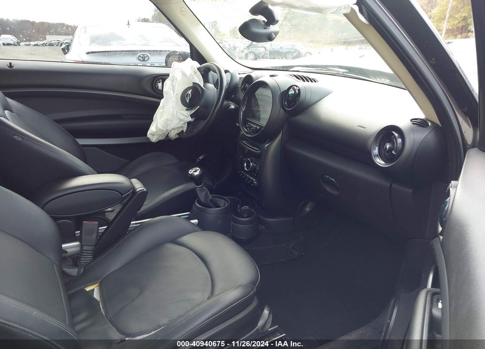 2015 MINI PACEMAN COOPER S VIN: WMWSS7C57FWN70700