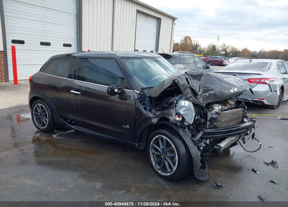 2015 MINI PACEMAN COOPER S VIN: WMWSS7C57FWN70700