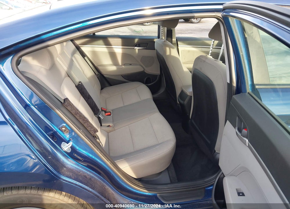 2019 HYUNDAI ELANTRA VIN: 5NPD74LF5KH410173