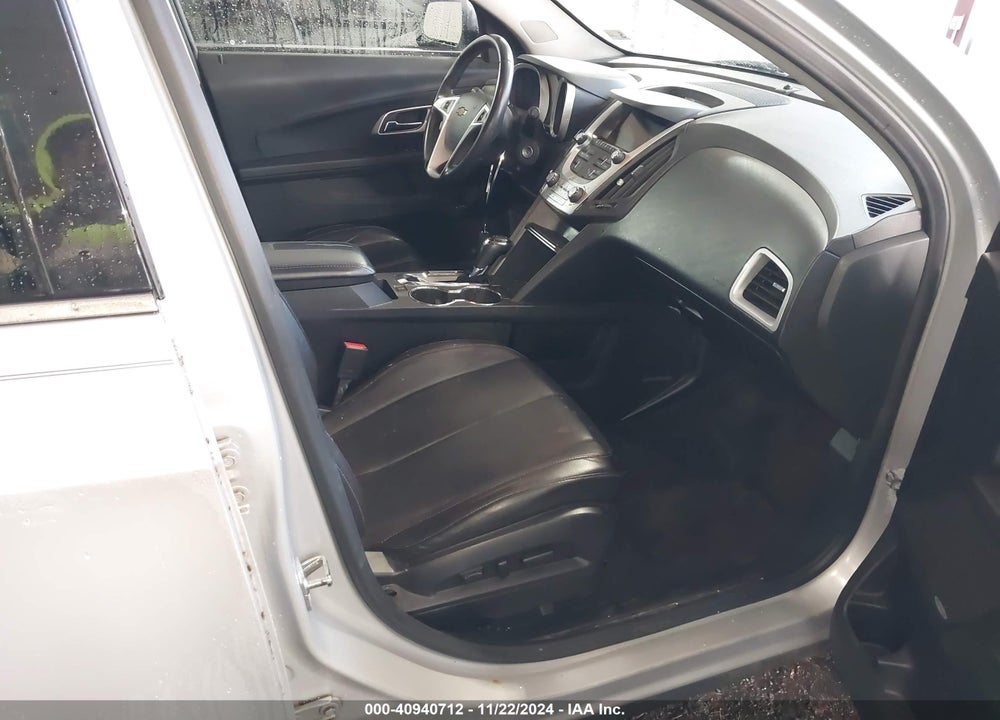 2017 CHEVROLET EQUINOX PREMIER VIN: 2GNALDEK6H6179880